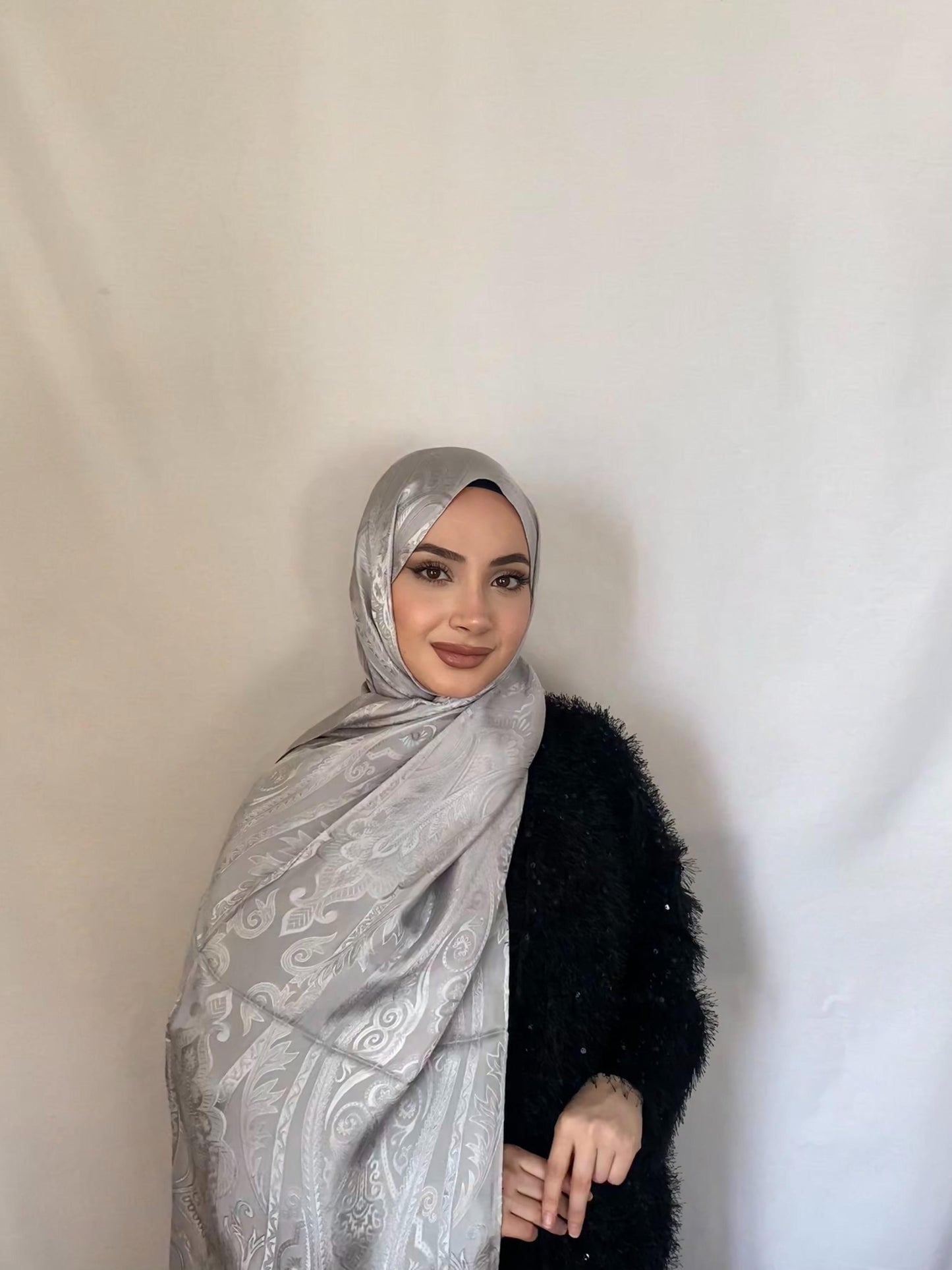 İTALYAN JAKAR ŞAL  GÜMÜŞ